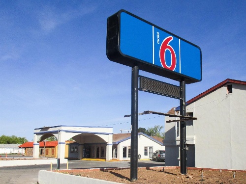 Motel 6-Clovis, NM image 1
