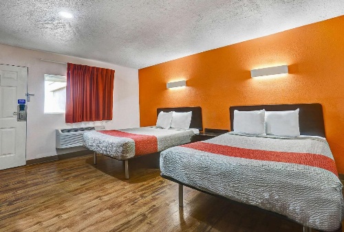 Motel 6-Clovis, NM image 2